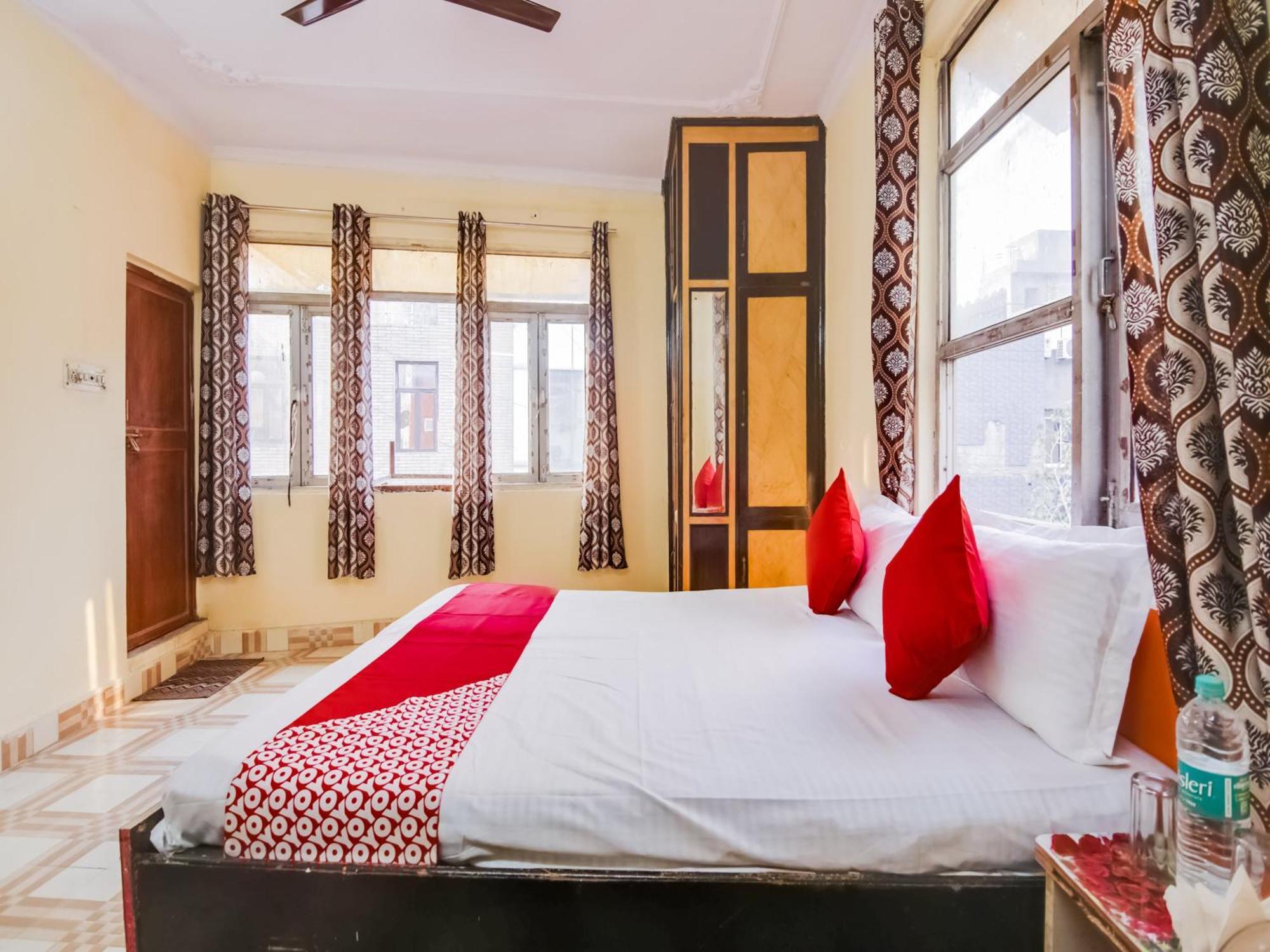 Hotel O Smart View New Delhi Eksteriør bilde